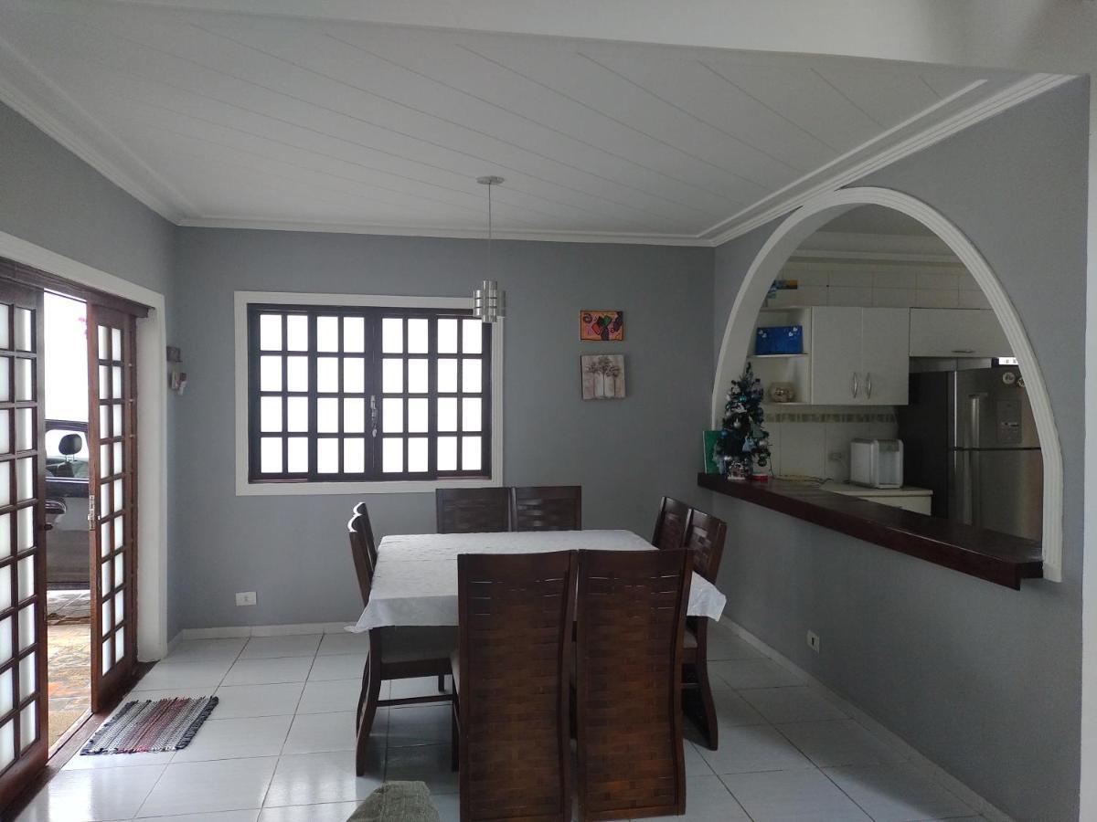 Linda Casa, 3 Quartos, Acomoda 10 Pessoas, Ha 1,5 Km Da Da Enseada Holiday home *