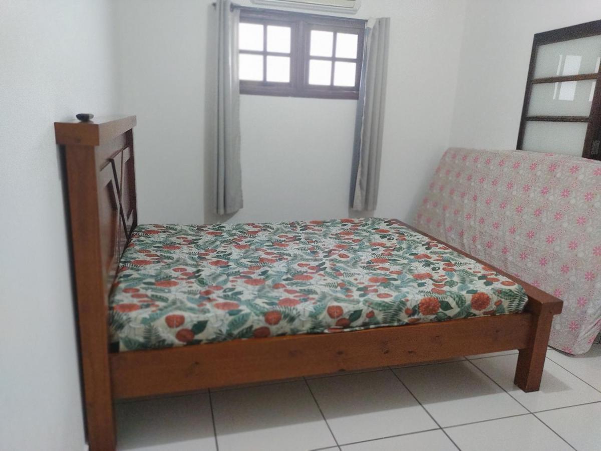 Linda Casa, 3 Quartos, Acomoda 10 Pessoas, Ha 1,5 Km Da Da Enseada *