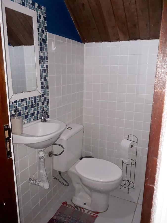 Linda Casa, 3 Quartos, Acomoda 10 Pessoas, Ha 1,5 Km Da Da Enseada Casa de férias
